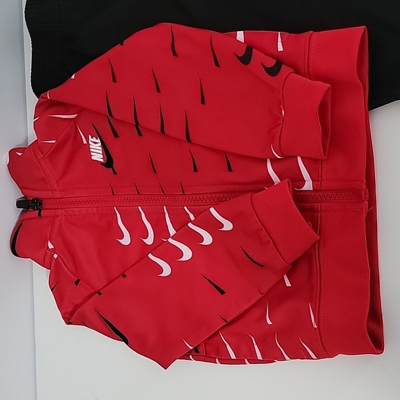 Nike Jogging suit set - Picture 2 of 6